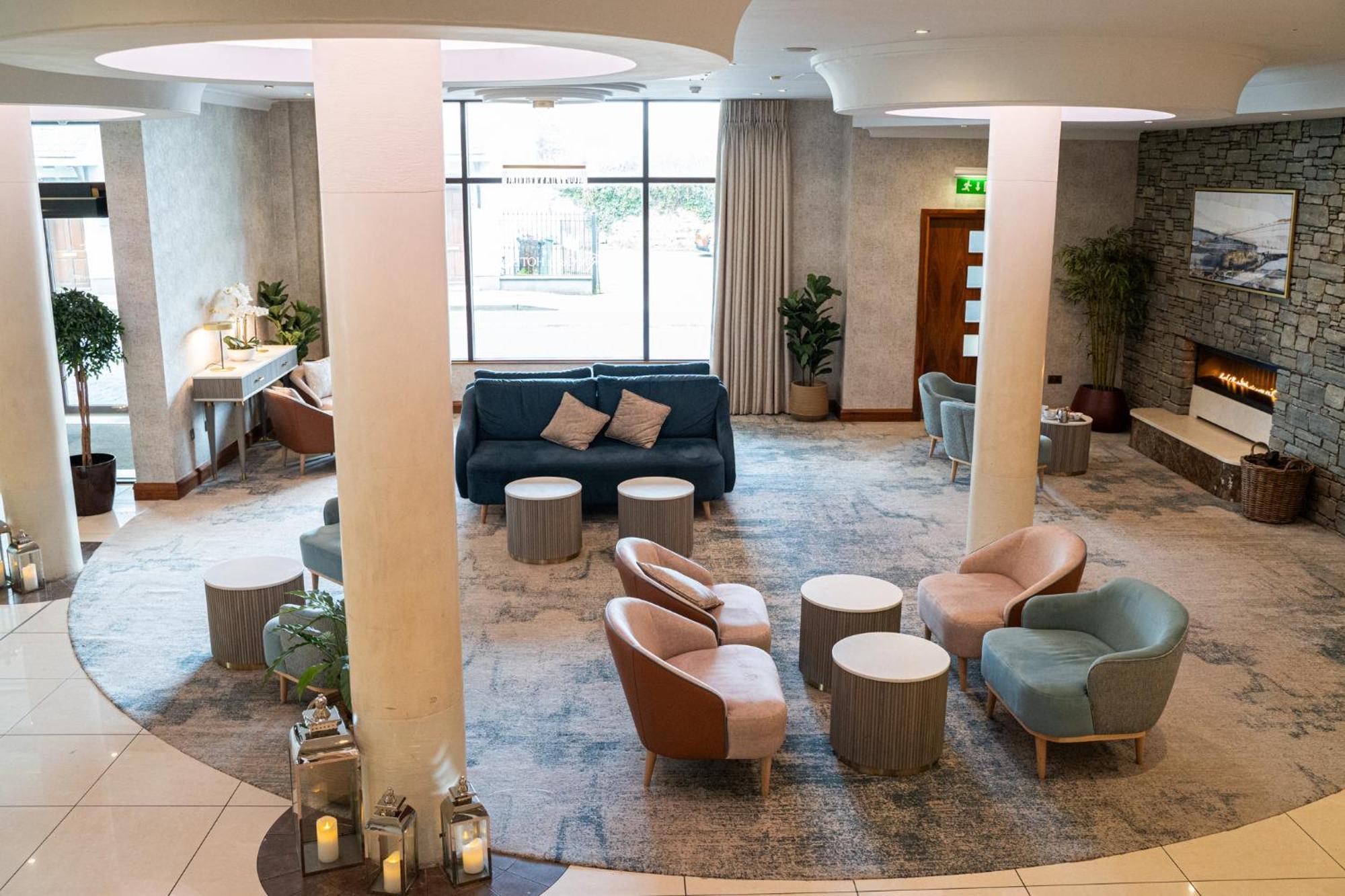 Trim Castle Hotel Екстериор снимка