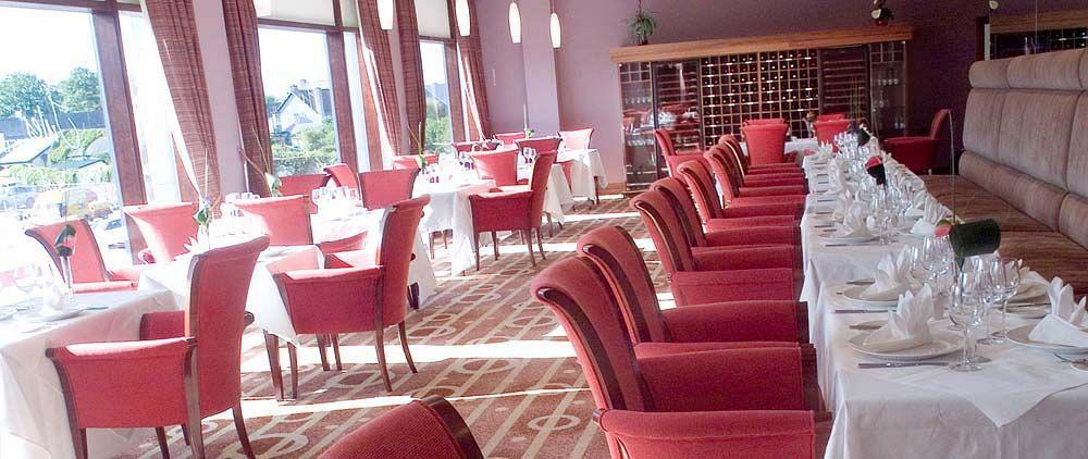 Trim Castle Hotel Екстериор снимка